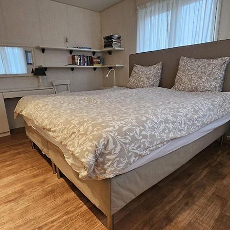 Chalet Buutengeweun, Met Luxe Jacuzzi En Tonsauna Sint Annaland Dış mekan fotoğraf