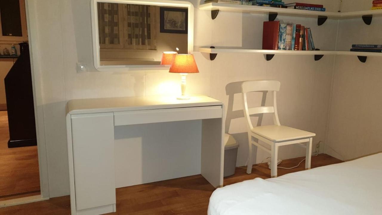 Chalet Buutengeweun, Met Luxe Jacuzzi En Tonsauna Sint Annaland Dış mekan fotoğraf