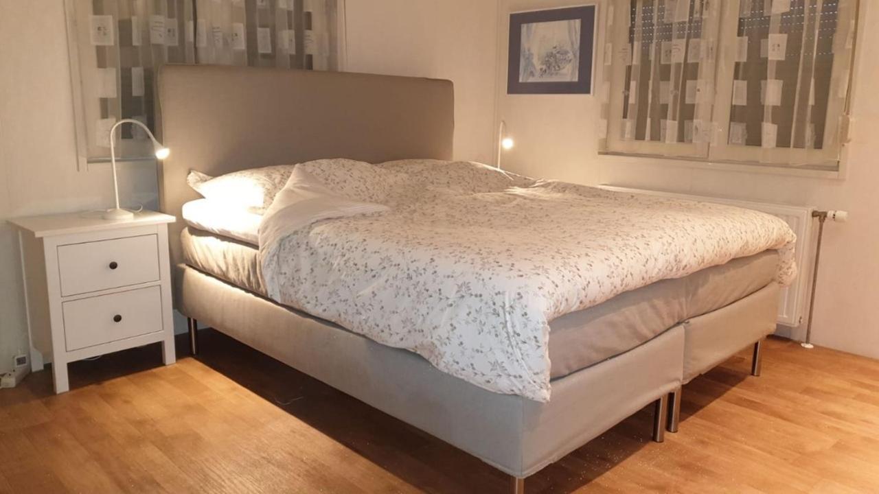 Chalet Buutengeweun, Met Luxe Jacuzzi En Tonsauna Sint Annaland Dış mekan fotoğraf